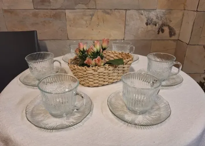 Conjunto de Xícara de Chá em Vidro com Flores