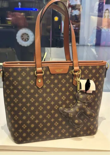 Bolsa Feminina Lace & Lore Marrom com Detalhes Dourados