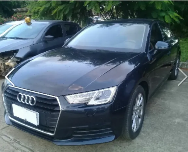 Sucata Audi A4 2.0 2017 2018 TFsi Para Retirada Peças