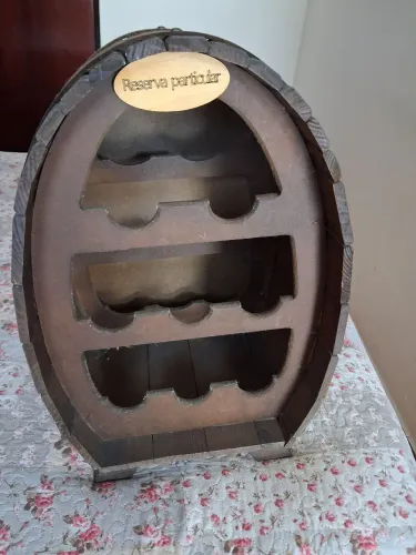 Barzinho particularmente para 8 garrafas de vinho 