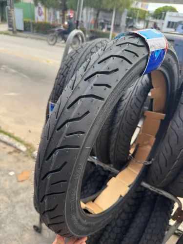 Pneu Vipal Sem câmara 100/80 Aro 18