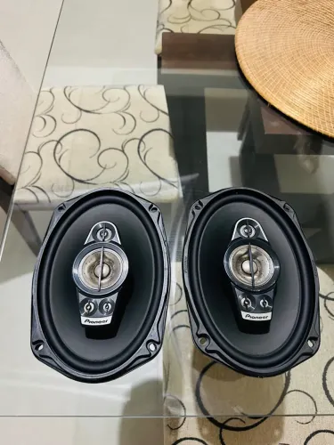 Alto falante Pioneer zerado 700w. Preço top. 