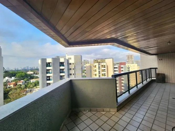 Panamby 4 dormitórios condomínio com lazer