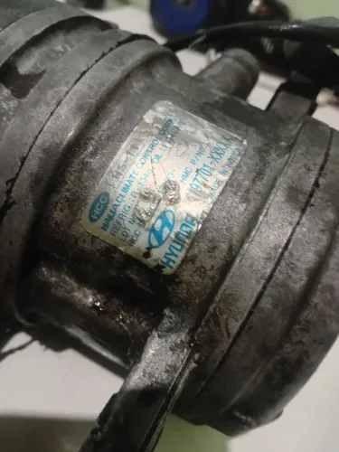 Compressor de ar sltomotivo