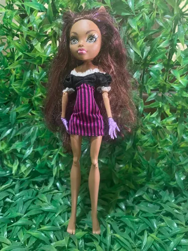 Boneca Monster High Clawdeen Wolf Sweet