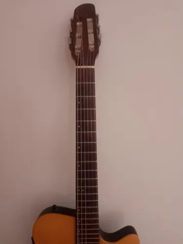 Violão Stage Flat Cutaway Cordas Nylon Elétrico Semi Sólido Giannini