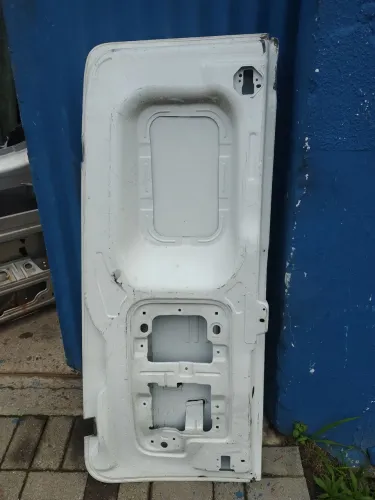 Porta traseira fiorino 2014 a 2022