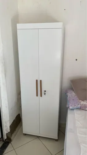Armário 2 Portas com chave