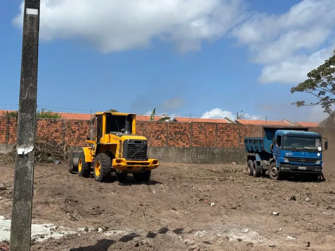 Marçartes Terraplenagem - Aterro, Limpeza de Terreno e Demolição
