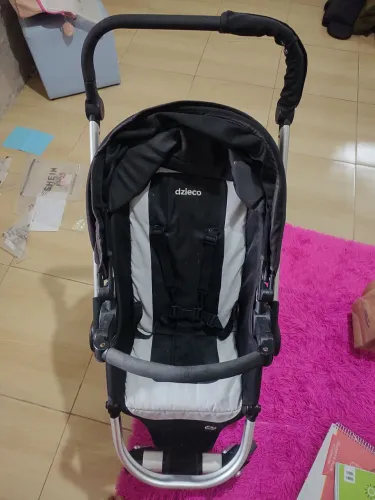 Carrinho de Bebê Dzieco