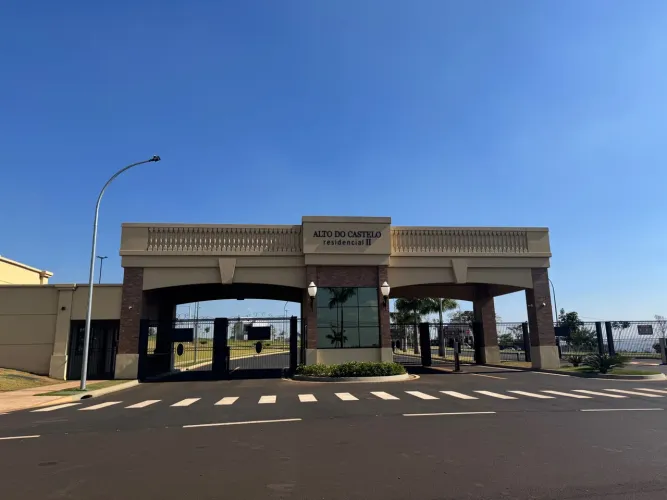 Vendo Terreno Alto do Castelo 2 