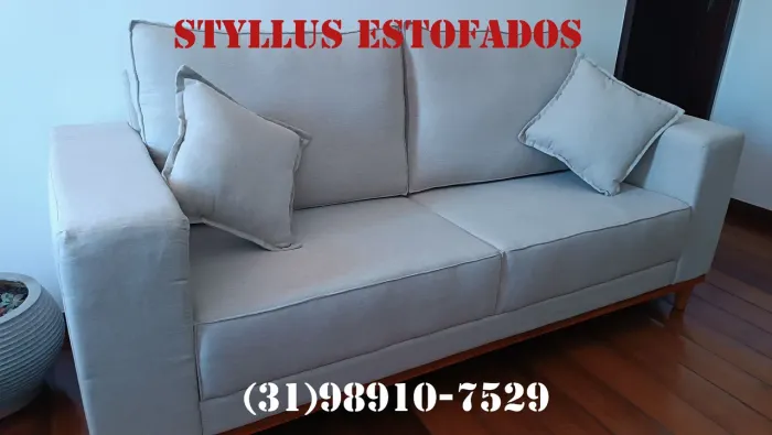 Sofá 3 lugares estofado - Novo