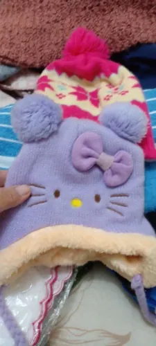 Touca Infantil Hello Kitty Lilás com Pompons