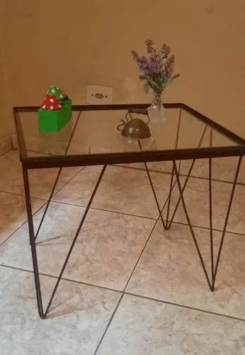 vendo mesinha de vidro r$70,00 curitiba parana bairro uberaba (NÃO ENTREGO)
