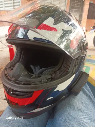 Vendo ls2 550$ com intercomunicador