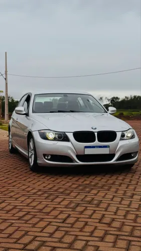 BMW 320I A 2010