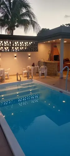 Aluguel casa com piscina em Jauá