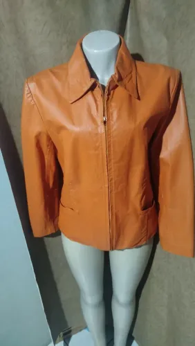 Jaqueta feminina,em 100%couro ,CGC, cor laranja tamanho Mlaranja