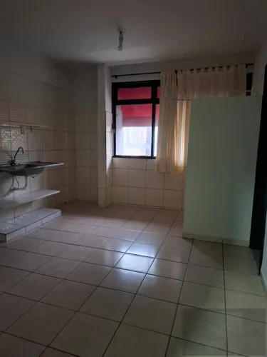 KITNET DE 1 QUARTO, NA AV. 85, AP. 204,