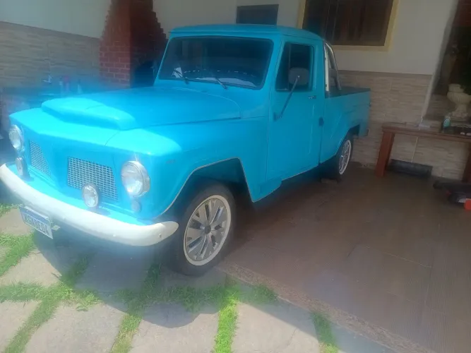 Ford F-75 4X2 2.6 V12 1971