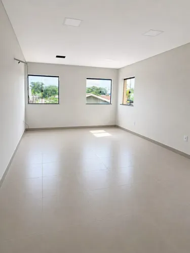 SALAS COMERCIAIS NO MAGUARI CENTER VISIBILIDADE E LOCALIZAÇÃO ESTRATÉGICA