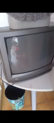 Tv de tubo semp 20 polegadas 