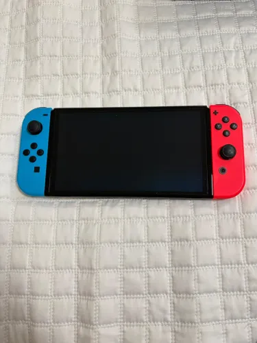 Nintendo Switch Semi Novo