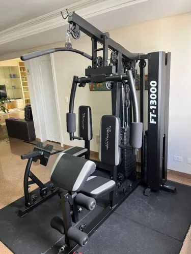 M- ESTAÇÃO DE MUSCULAÇÃO, TREINOS COMPLETOS E ILIMITADOS PARA SUA RESIDÊNCIA E ACADEMIA.