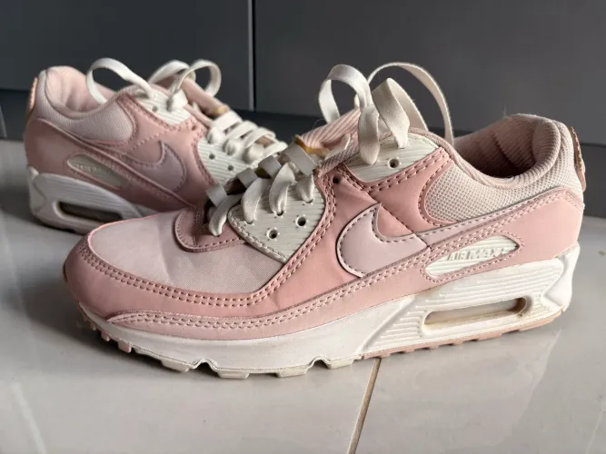 Tênis Nike Air Max 90 Feminino n36