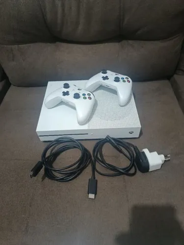 Xbox one s, 1000 GB