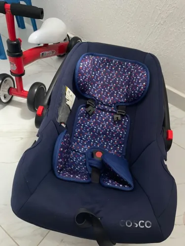 Bebê conforto unissex
