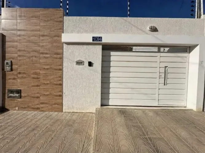Casa a venda, bairro Argemiro, Juazeiro da Bahia, 3/4 sendo 1 suíte, 6,5