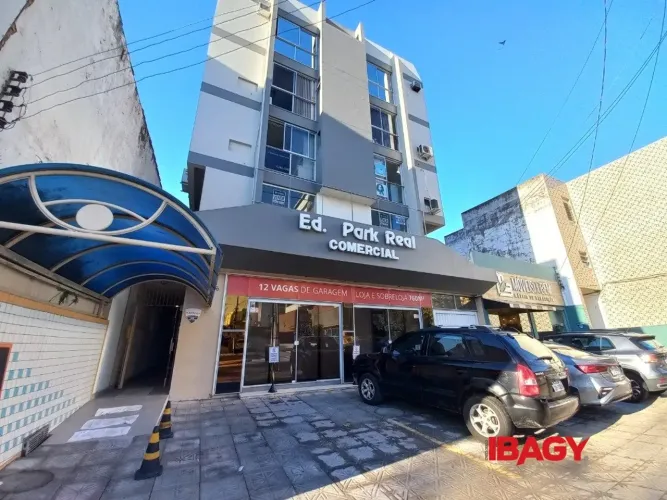 Oportunidade! Salas/Conjuntos em Estreito - Florianópolis