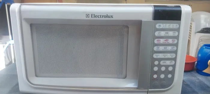 Microondas electrolux 25l