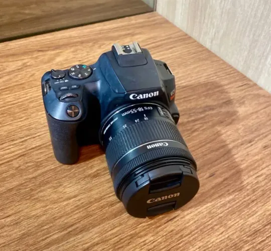 Canon EOS Rebel SL3 Seminova + Lente 18-55mm IS STM (Impecável!)