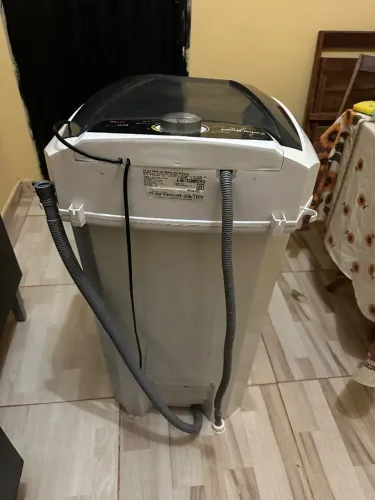 Tanquinho semi novo, 5 meses de uso bem conservado! COLORMAQ 10kg