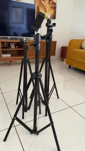 Tripé para celular e câmera