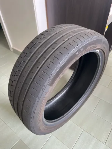 Pneu 215/45 R 18 FastBack