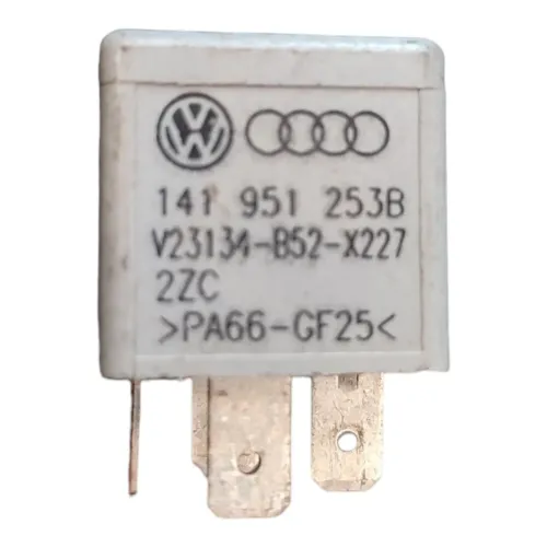 Relê Auxiliar Injeção Buzina Bomba Golf Polo A3 A4 01/04 12v