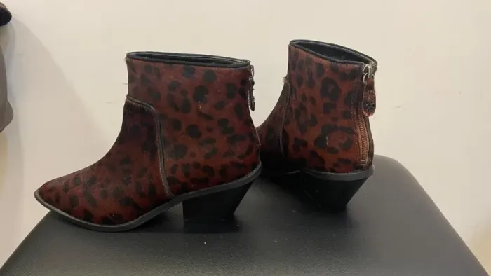 Bota Animal Print Capodarte 34 Nova