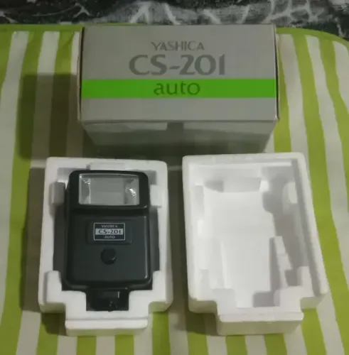 Flash De Câmera Original Yashica Cs-201 Auto 1980 Vintage 