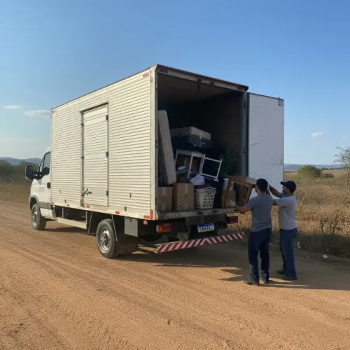 Frete bau, mudanças e transporte de cargas em Ponta Verde, Pitanguinha e Jacintinho