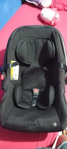 Bebê conforto em bom estado.