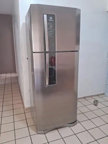 Geladeira electrolux FROST FREE