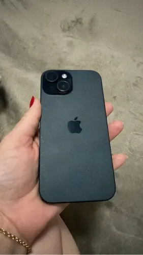 Iphone 15 128 gigas bateria 91%