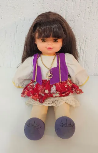 Boneca Dara Ciganinha Anos 90 - Com Colar Original - Estrela