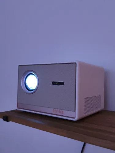 Projetor Byintek T5 Max - Pouco Uso