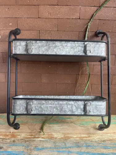 Prateleira de metal marcaTok&Stok (Estilo Industrial)