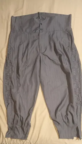 Bombacha Masculina, cor cinza. Com Favos.
