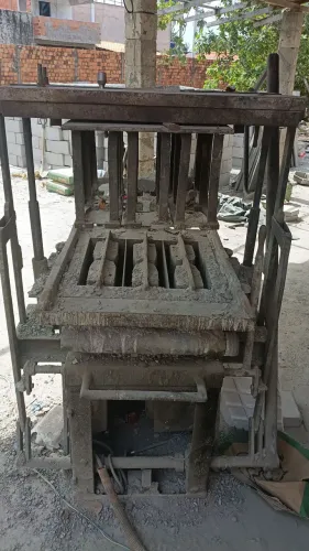 Máquina de blocos 432 Menegotti